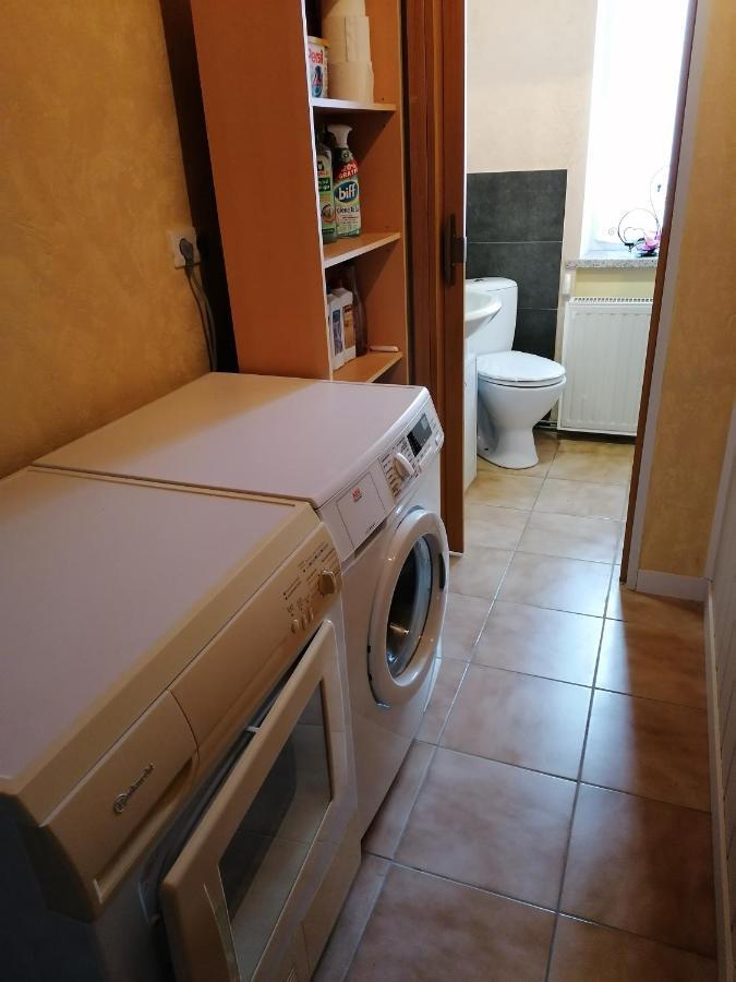 Schoene Wohnung Im Herzen Von Burgstaedt Esterno foto